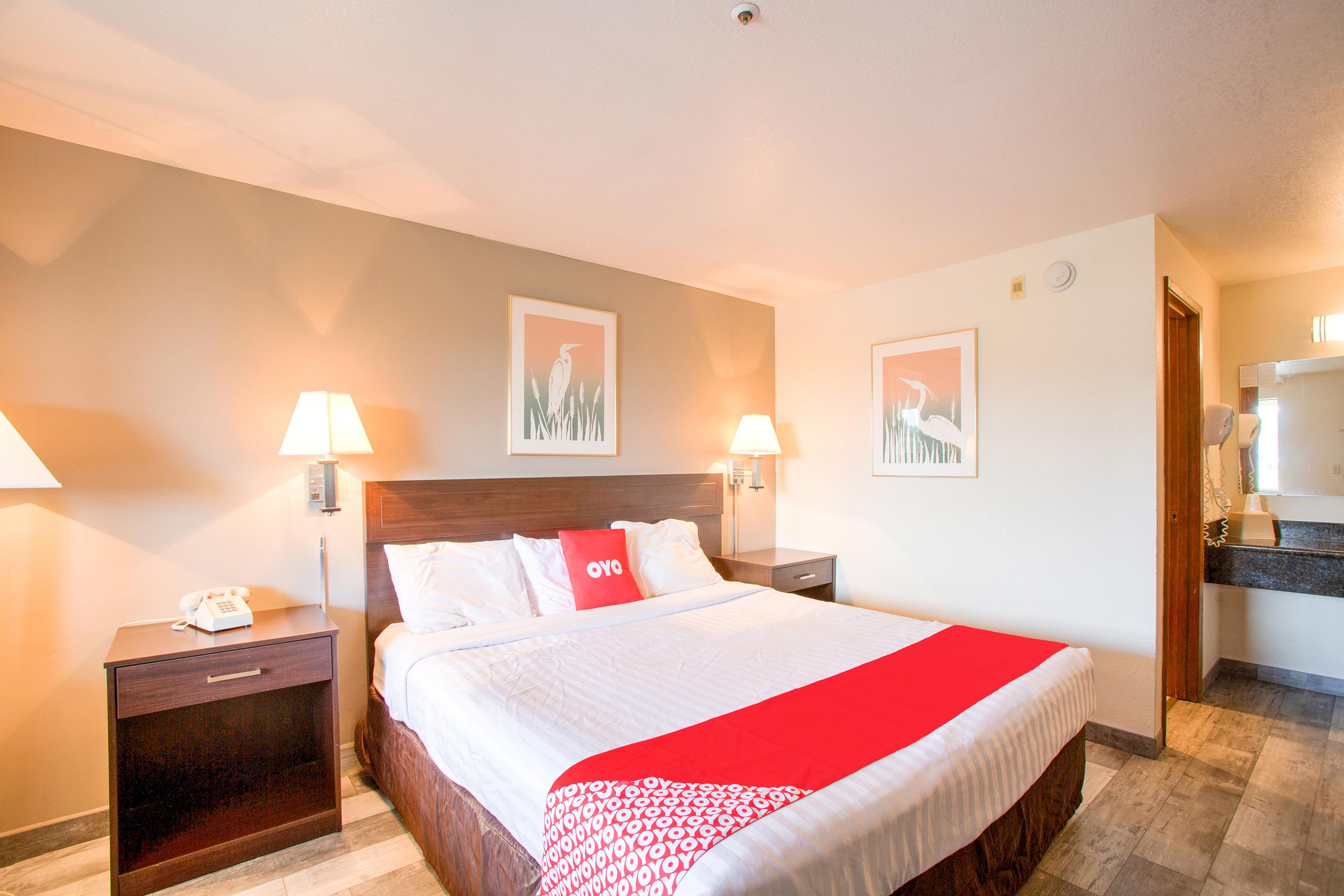 Oyo Woodland Hotel And Suites Dış mekan fotoğraf