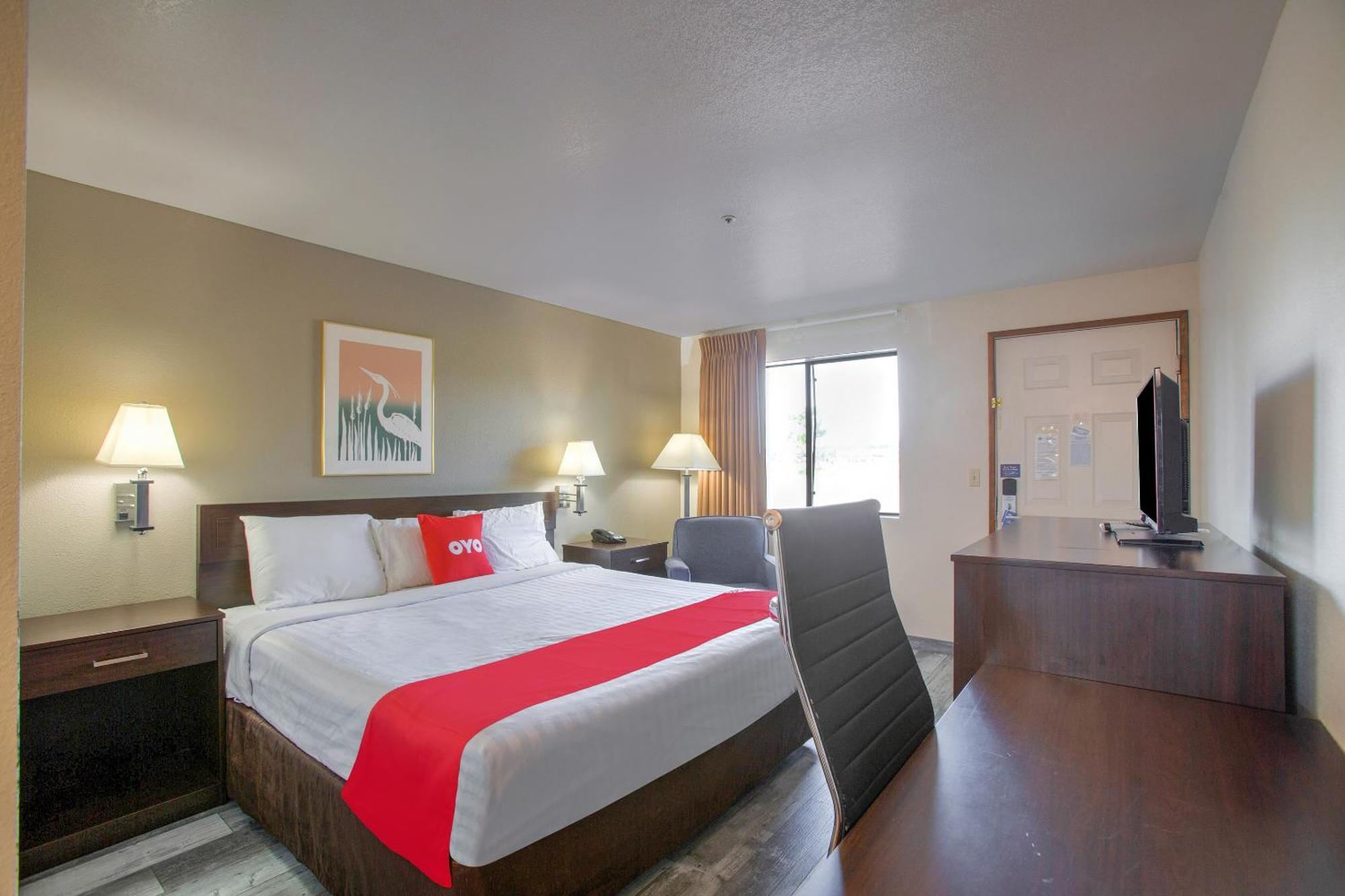 Oyo Woodland Hotel And Suites Dış mekan fotoğraf