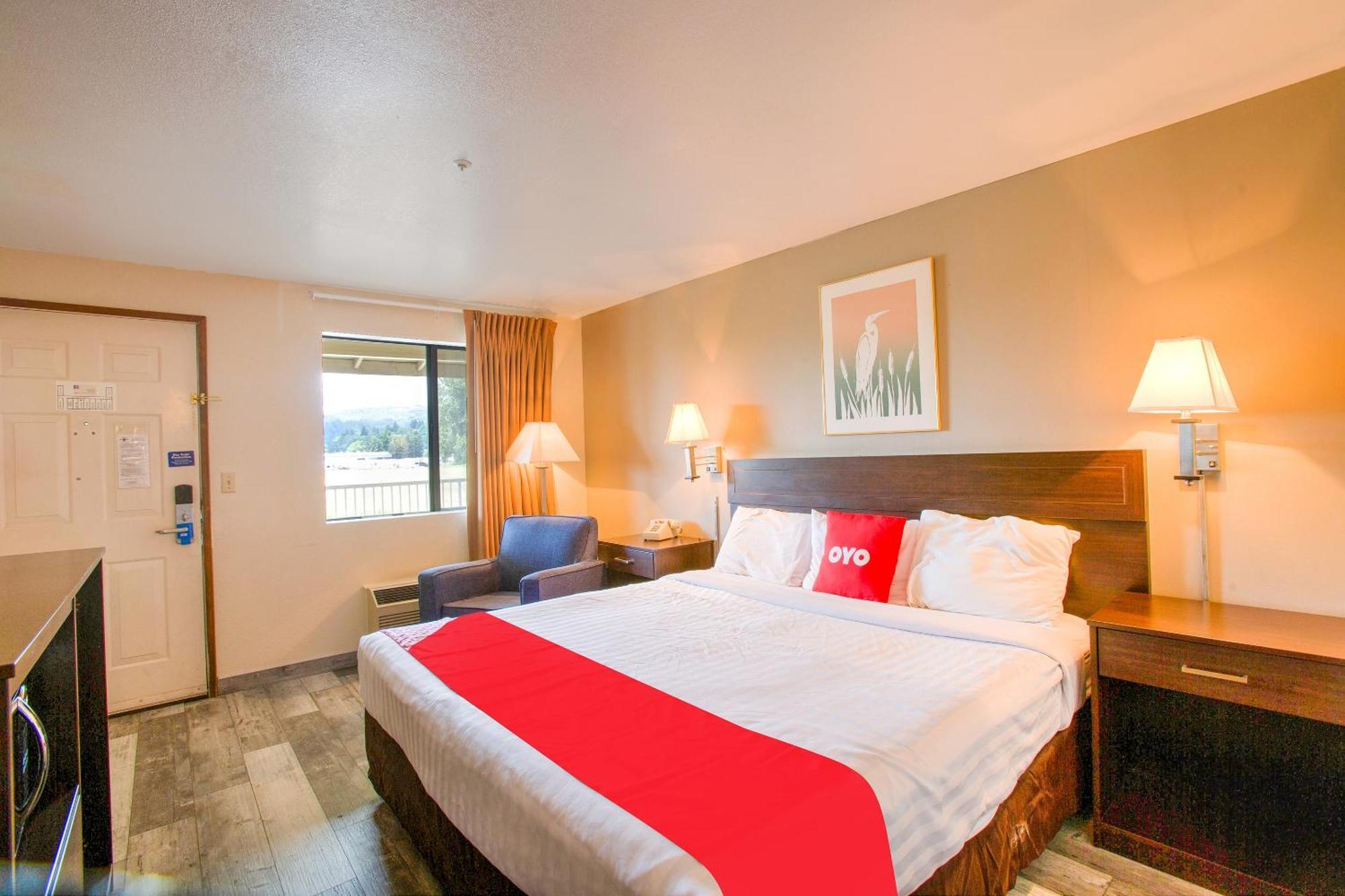 Oyo Woodland Hotel And Suites Dış mekan fotoğraf
