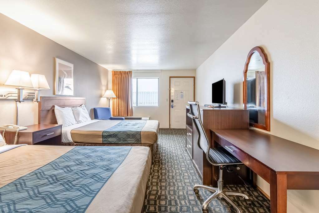 Oyo Woodland Hotel And Suites Oda fotoğraf